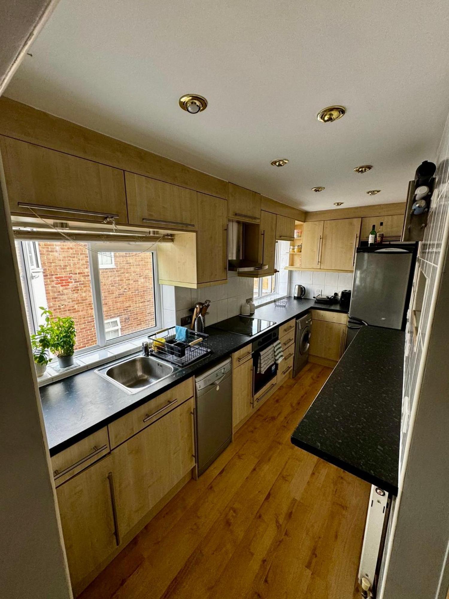Amazing En-Suite Apartment In Finchley Central Londra Dış mekan fotoğraf